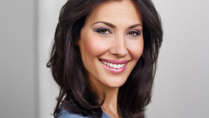 Look Pure Elegance Dr. Hauschka Look Pure Elegance Dr. Hauschka