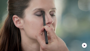Tutorial Dr. Hauschka: Naturalmente glamour Tutorial Dr. Hauschka: Naturalmente glamour